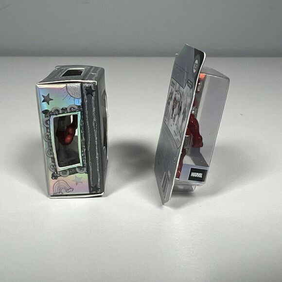 Zuru Mini Brands Iron Man & Forky Disney 100th Anniversary - MINIATURES - Picture 2 of 6